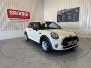 2014 MINI Hatch
