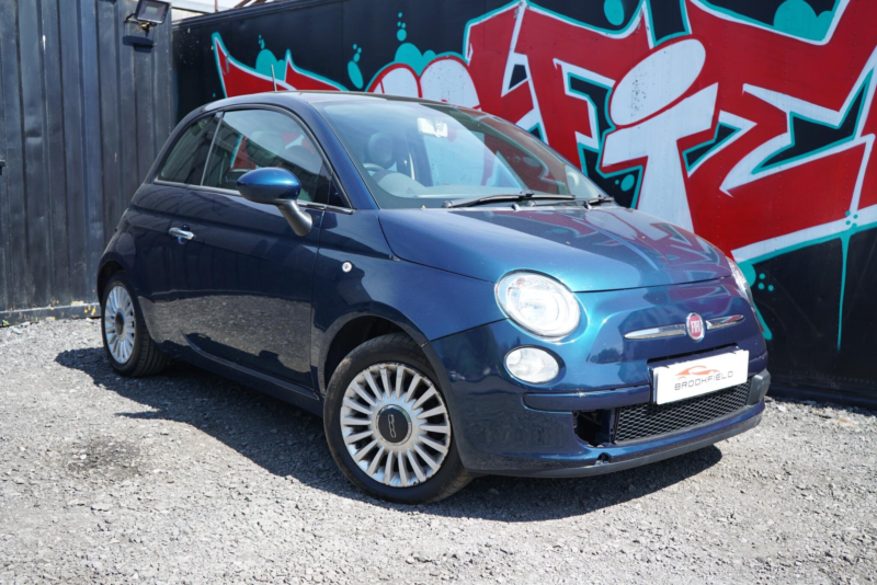 2013 Fiat 500 1.2 Lounge Hatchback 3dr Petrol Manual Euro 4 (69 Bhp) in Blue — image 1