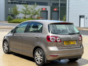 2010 Volkswagen Golf Plus 1.6 Tdi Se Euro 5 5dr in Bronze — image 5