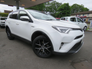 2018 Toyota Rav4 2.5 Vvt-H Design CVT 4WD Euro 6 (s/s) 5dr in White — image 2