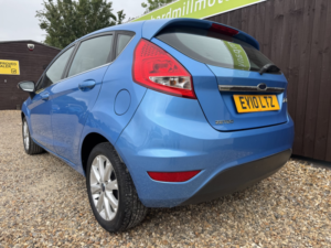 2010 Ford Fiesta 1.3 Zetec in Blue — image 4