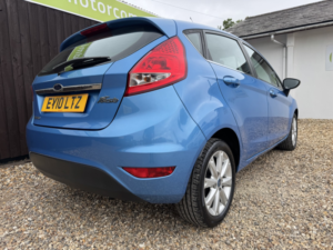 2010 Ford Fiesta 1.3 Zetec in Blue — image 6