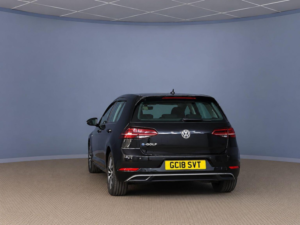 2018 Volkswagen E-Golf 35.8kwh E-Golf Auto 5dr in Black — image 2
