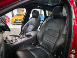 2019 Jaguar Xf 3.0d V6 S Sportbrake Auto Euro 6 (s/s) 5dr in Red — image 4