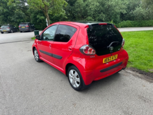 2014 Toyota Aygo Vvt-I Move With Style Mm in Multi-Colour — image 7