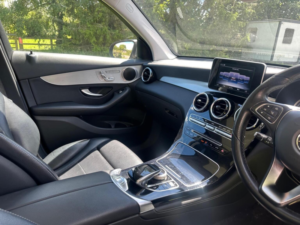 2016 Mercedes-Benz Glc 2.1 Glc220d Sport (premium) G-Tronic 4matic Euro 6 (s/s) 5dr in Grey — image 4