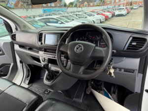 2020 Vauxhall Vivaro 1.5 Turbo D 2900 Sportive L2 H1 Euro 6 (s/s) 5dr in White — image 2