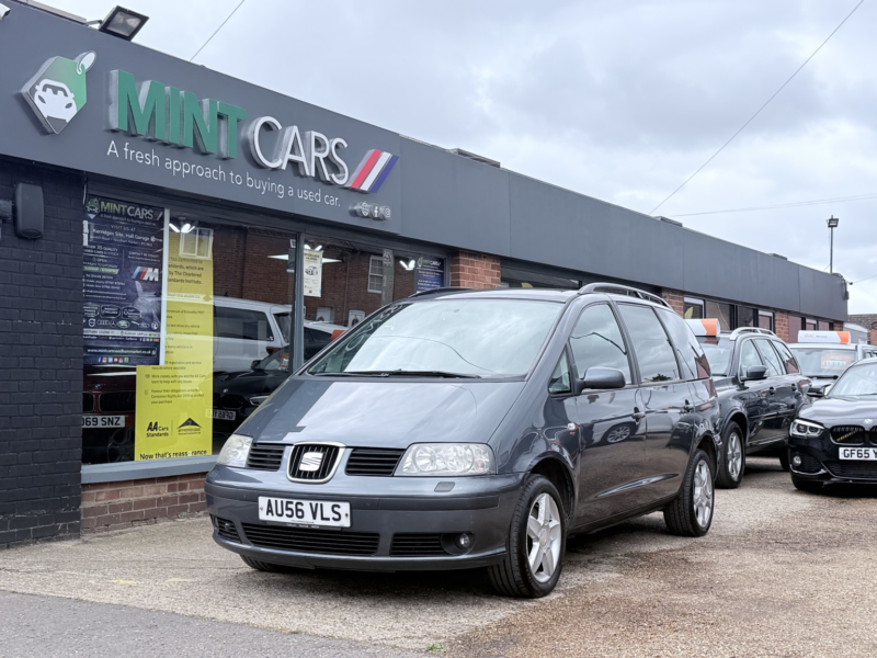 2006 SEAT Alhambra 2.0 Tdi Stylance in Grey — image 1