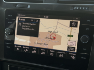 2018 Volkswagen Golf 1.6 Tdi Se Nav in Blue — image 5