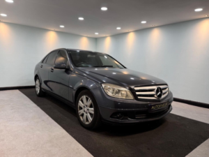 2010 Mercedes-Benz C Class 1.8 C180 Blueefficiency Executive Se Auto Euro 5 4dr in Grey — image 4