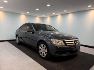2010 Mercedes-Benz C Class 1.8 C180 Blueefficiency Executive Se Auto Euro 5 4dr in Grey — image 5