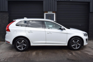 2015 Volvo Xc60 2.4 D4 R-Design Lux Nav Auto AWD Euro 6 (s/s) 5dr in White — image 3