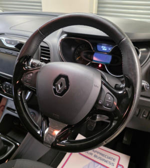 2015 Renault Captur 0.9 Tce Energy Dynamique Nav SUV 5dr Petrol Manual Euro 6 (s/s) (90 Ps) in Multicolour — image 6