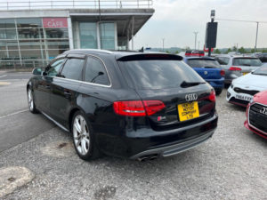 2009 Audi S4 Avant 3.0 Tfsi V6 S Tronic Quattro Euro 5 5dr in Black — image 6