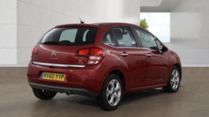 2010 Citroen C3 1.6 Vti Exclusive Auto Euro 5 5dr in Red — image 3