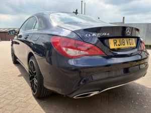 2018 Mercedes-Benz Cla 2.1 Cla200d Sport in Blue — image 3