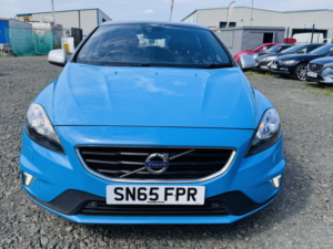 2015 Volvo V40 2.0 R-Design D4 in Blue — image 5