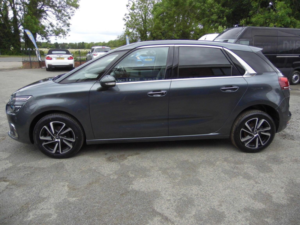 2017 Citroen C4 Picasso 1.6 Bluehdi Flair Eat6 Euro 6 (s/s) 5dr in Grey — image 5