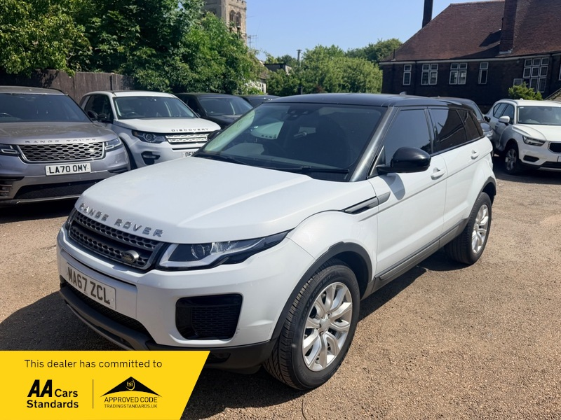 2017 Land Rover Range Rover Evoque Td4 Se in White — image 1