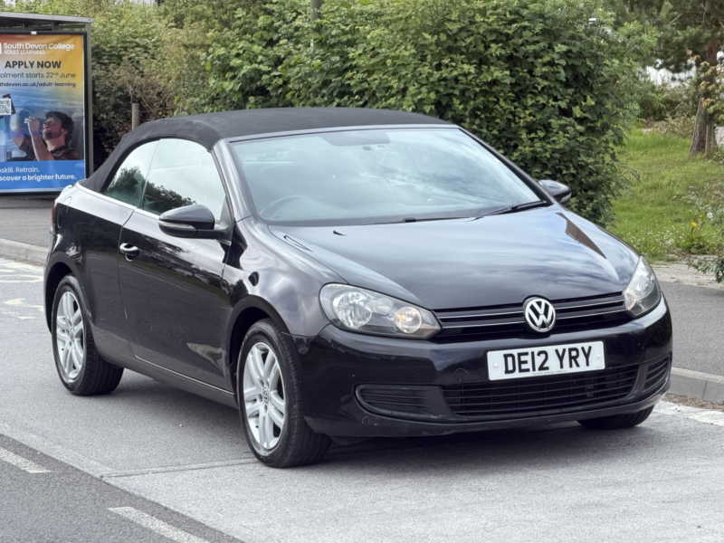 2012 Volkswagen Golf 1.6 Tdi Bluemotion Tech S in Black — image 1