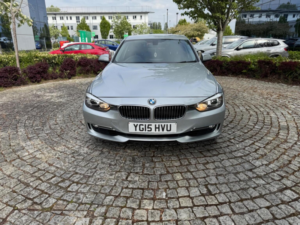 2015 BMW 3 Series 3.0 330d Luxury Auto Xdrive Euro 5 (s/s) 4dr in Silver — image 2