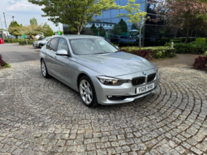2015 BMW 3 Series 3.0 330d Luxury Auto Xdrive Euro 5 (s/s) 4dr in Silver — image 4