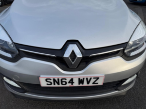 2014 Renault Megane 1.5 Dci Energy Dynamique Tomtom Euro 5 (s/s) 5dr in Silver — image 5