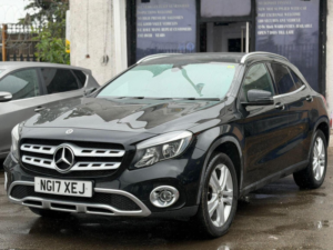 2017 Mercedes-Benz Gla 1.6 Gla200 Sport 7g-Dct Euro 6 (s/s) 5dr in Black — image 3
