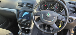 2013 Skoda Yeti 2.0 Tdi Se Plus 4x4 in Blue — image 2