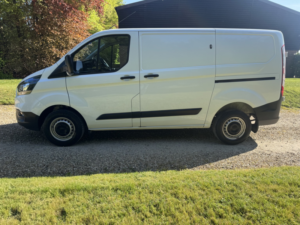 2023 Ford Transit Custom 2.0 Transit Ecoblue Fwd 6 Speed Manual Swb Twin Side Door in White — image 4