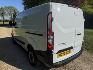 2023 Ford Transit Custom 2.0 Transit Ecoblue Fwd 6 Speed Manual Swb Twin Side Door in White — image 6