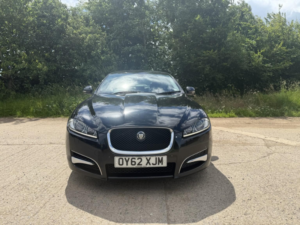 2012 Jaguar Xf 3.0 D S V6 Portfolio in Black — image 5