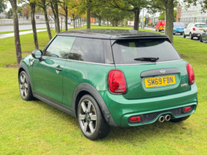 2019 MINI Hatch 2.0 Cooper S 60 Years Edition Hatchback 3dr Petrol Steptronic Euro 6 (s/s) (192 Ps) in Green — image 5