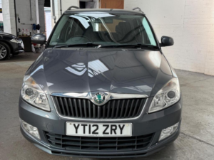 2012 Skoda Fabia 1.2 Tsi Elegance Euro 5 5dr in Grey — image 2