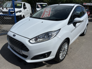 2015 Ford Fiesta 1.5 Tdci Titanium in White — image 2