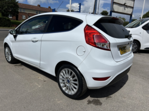 2015 Ford Fiesta 1.5 Tdci Titanium in White — image 3