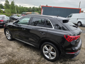 2019 Audi Q3 1.5 Tfsi Cod 35 S Line in Black — image 5