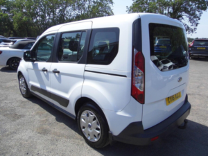 2016 Ford Tourneo Connect 1.5 Tdci Zetec Euro 6 5dr in White — image 4