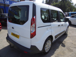 2016 Ford Tourneo Connect 1.5 Tdci Zetec Euro 6 5dr in White — image 6