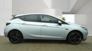 2018 Vauxhall Astra 1.4i Turbo Sri Nav Auto Euro 6 (s/s) 5dr in Silver — image 5