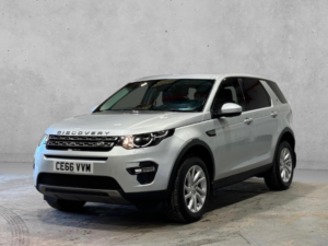 2016 Land Rover Discovery Sport 2.0 Td4 Se Tech Auto 4WD Euro 6 (s/s) 5dr in Silver — image 4