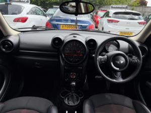 2014 MINI Countryman 2.0 Cooper Sd Auto All4 Euro 6 5dr in Red — image 4