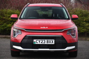 2023 Kia Niro 1.6h Gdi 2 SUV 5dr Petrol Hybrid Dct Euro 6 (s/s) (139 Bhp) in Red — image 6