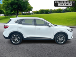 2022 MG MG Hs