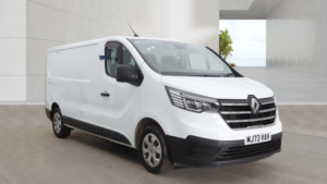 2023 Renault Trafic 2.0 Dci Blue Ll30 Advance Panel Van 5dr Diesel Manual L2 H1 Euro 6 130 Ps in White — image 3