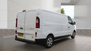 2023 Renault Trafic 2.0 Dci Blue Ll30 Advance Panel Van 5dr Diesel Manual L2 H1 Euro 6 130 Ps in White — image 5