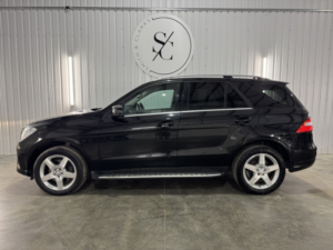 2013 Mercedes-Benz M Class 3.0 Ml350 V6 Bluetec Amg Sport in Black — image 5