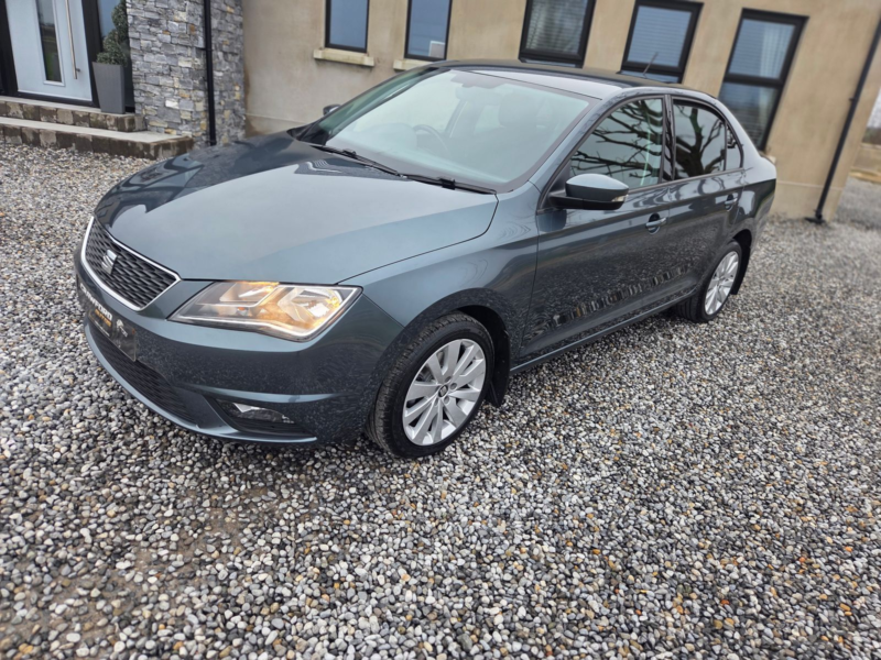 2016 SEAT Toledo 1.6 Tdi Style Hatchback 5dr Diesel Manual Euro 6 (s/s) (115 Ps) in Grey — image 1