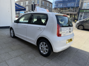 2014 Skoda Citigo 1.0 Mpi Greentech Elegance in White — image 4