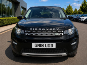 2018 Land Rover Discovery Sport 2.0 Td4 Hse Auto 4WD Euro 6 (s/s) 5dr in Black — image 2